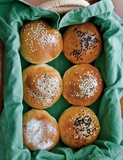 Basic burger buns