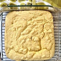 Basic buttermilk cornbread (for dressing/stuffing)
