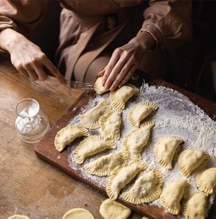Basic pierogi dough (Ciasto na pierogi)