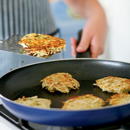 Basic potato latkes