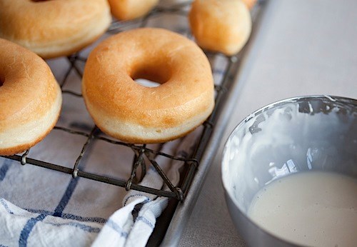 Basic raised [doughnuts]