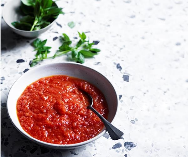Basic tomato sauce