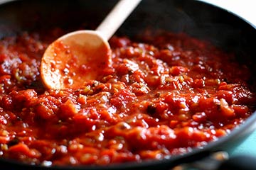Basic tomato sauce