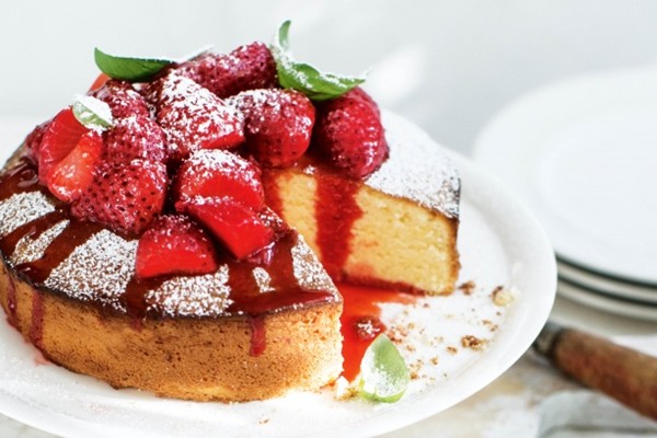 Basil & lemon olive oil cake with strawberries in syrup