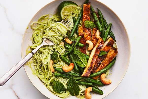 Basil-cashew-lime vermicelli bowls with pork and green beans 