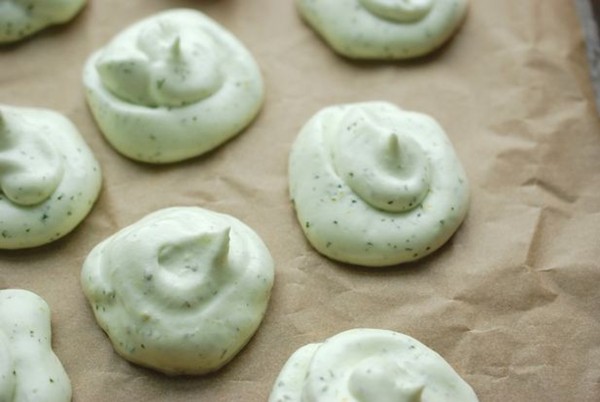 Basil-lemon meringues