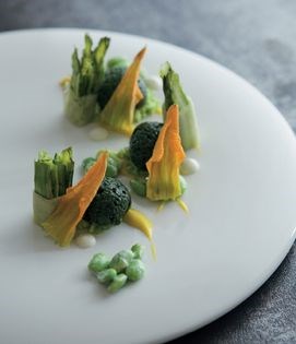 Basil pudding with sweetcorn and zucchini flower salad