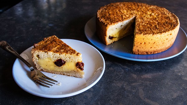 Basque cake (Gâteau Basque)