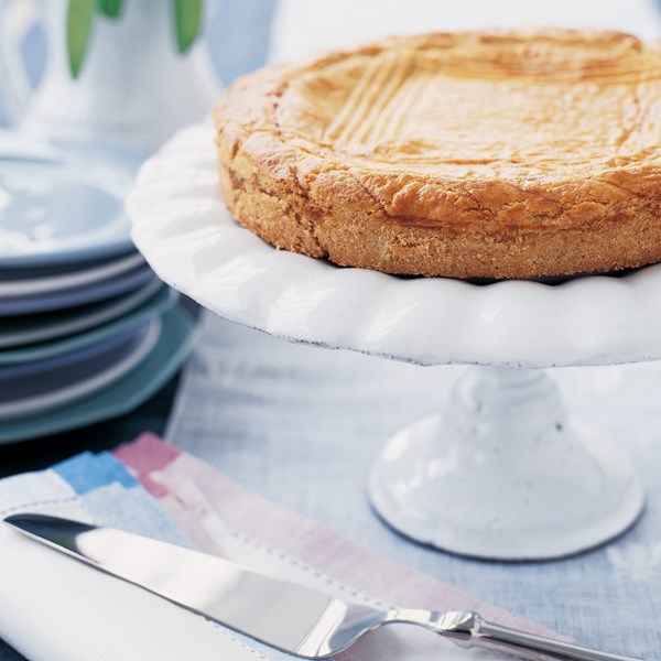 Basque cake (Gateau Basque)