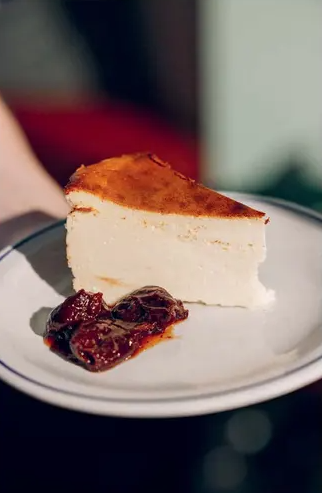 Basque cheesecake