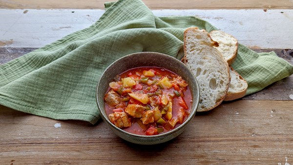 Basque potato & tuna casserole (Marmitako)
