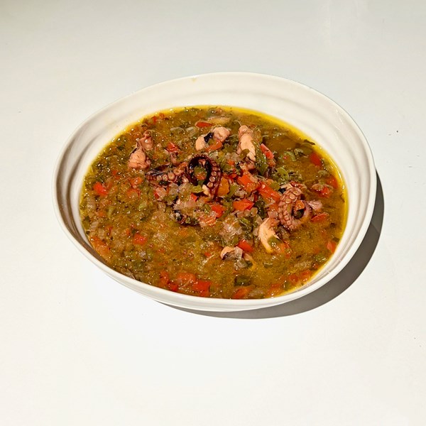 Basque-style octopus braise (Poulpe façon ‘axoa d’Espelette’)