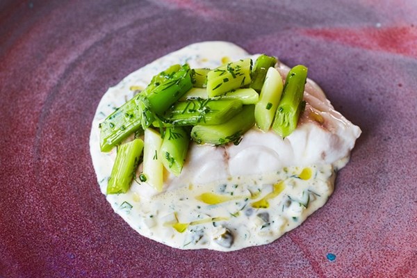  Bass with leeks and tartare Hollandaise