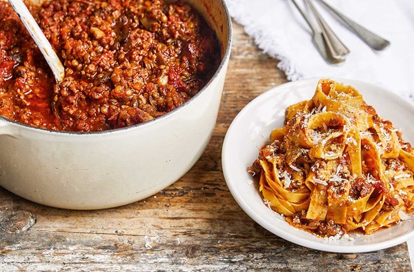 Batch-it-up family Bolognese 