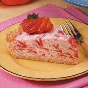 Bavarian strawberry pie