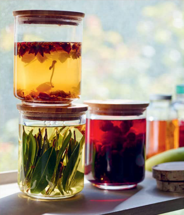 Bay leaf grappa