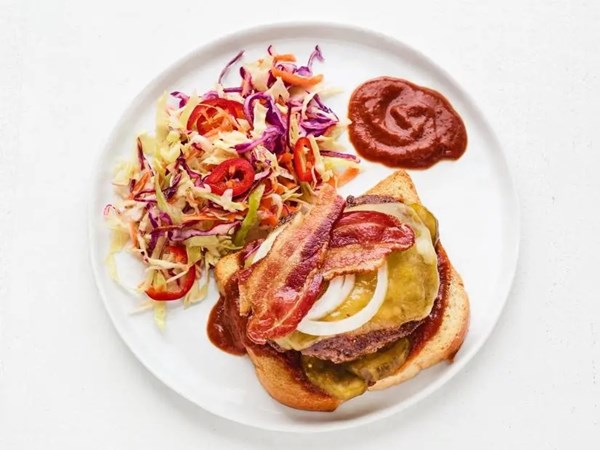 BBQ bacon burgers with spicy slaw