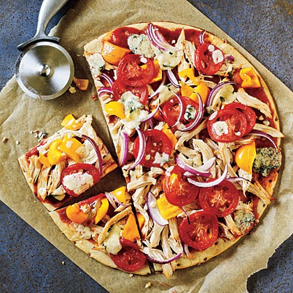 BBQ chicken and blue cheese pizza