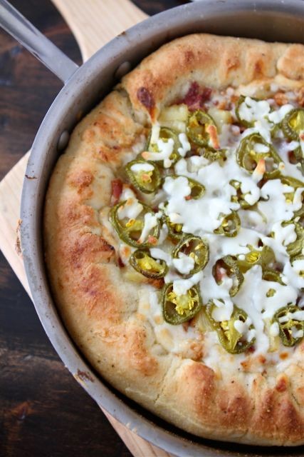 BBQ chicken deluxe pan pizza