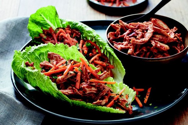 BBQ-pulled-chicken lettuce wraps