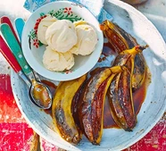 BBQ rum & caramel bananas