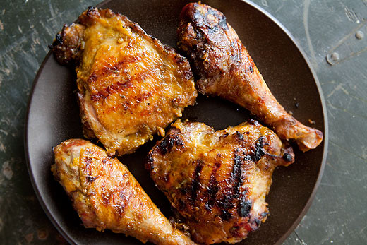 BBQ turkey with mustard sauce