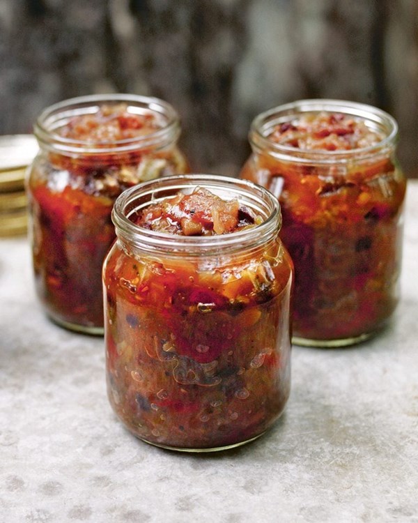 Bean and apple chutney