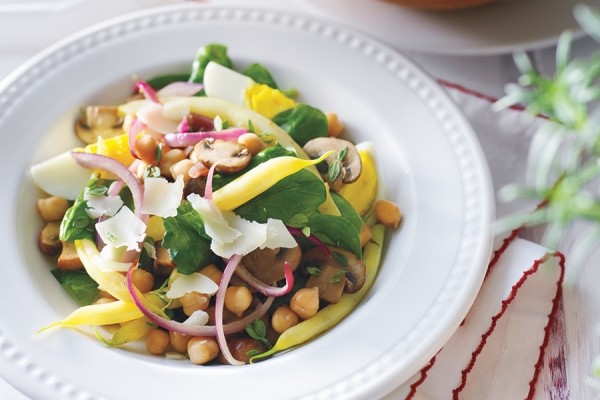 Bean, mushroom and wilted spinach salad