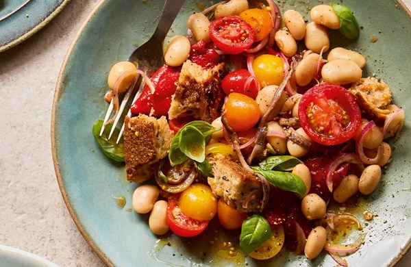 Bean panzanella