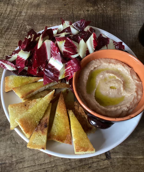 Bean puree with radicchio and fried bread