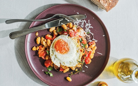 Bean ragu and Parmesan toasts
