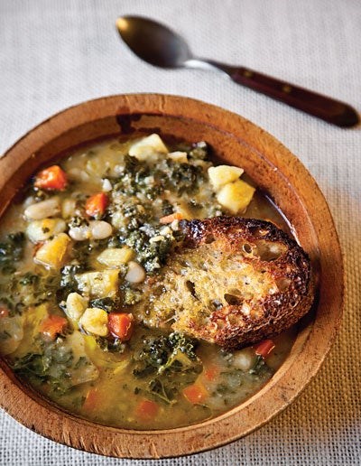 Bean soup with squash & kale