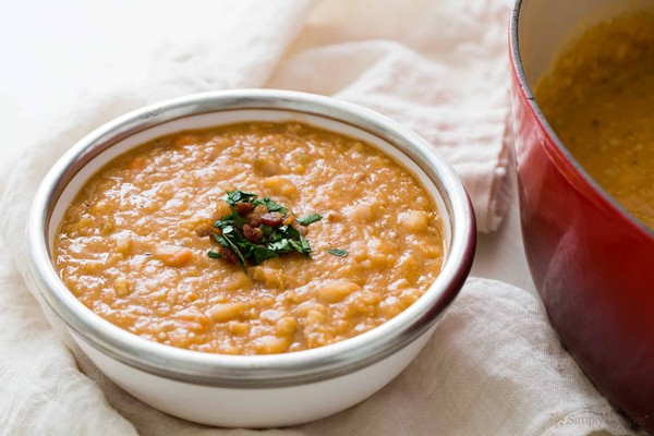 Bean with bacon soup