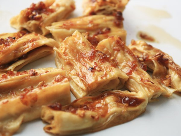 Beancurd sticks broiled with soy sauce, ginger, and honey