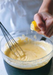 Béarnaise [sauce]