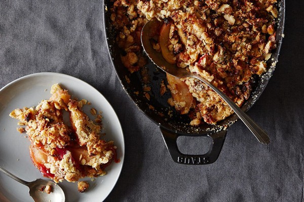 Bea's no-peel apple crisp