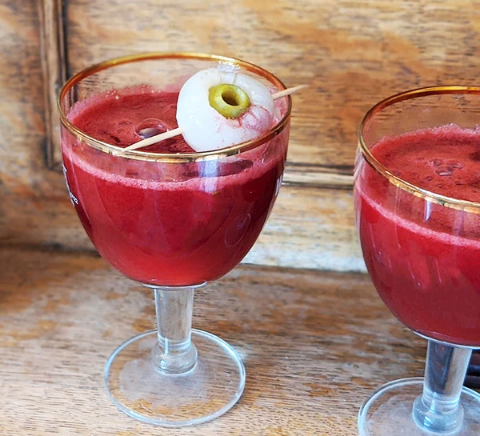 Beastly blackberry & bay lemonade