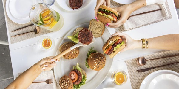 Beauty beet + bean burgers