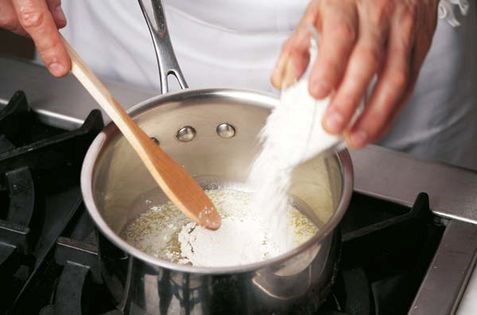 Béchamel sauce 1 (Sauce Béchamel)