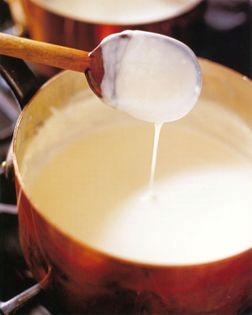 Béchamel [sauce]
