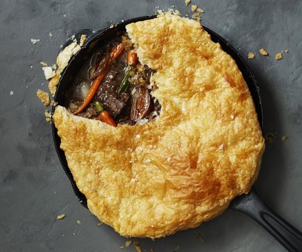 Beef & vegetable pot pie