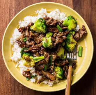 Beef and broccoli stir-fry