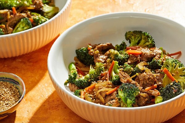 Beef and broccoli stir-fry