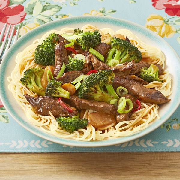Beef and broccoli stir-fry