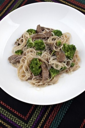 Beef and broccoli with rice noodles