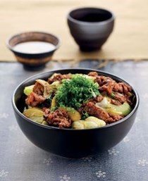 Beef and cabbage French mustard don (Gyuniku to cabetsu no mastard shoyu don)