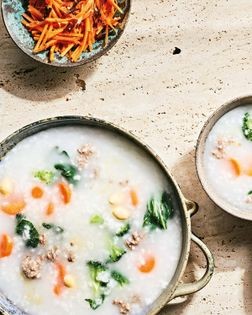 Beef and ginkgo congee (牛肉白果蔬菜粥)
