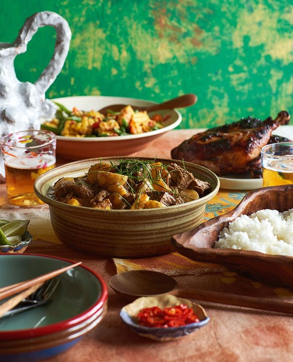 Beef and green mango Massaman curry