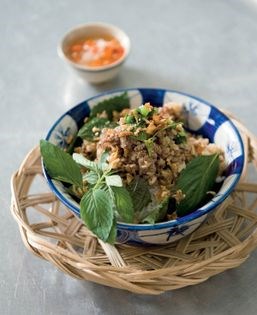 Beef and jicama noodle bowl (Bún bì bò)