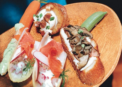 Beef and mushroom crostini with thyme